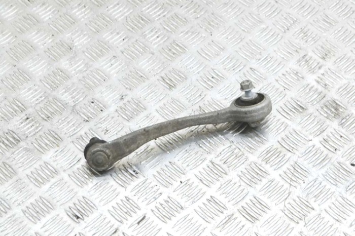 Braț superior dreapta față AUDI Q5 8R 2015 OEM: 8K0407510A 12873582