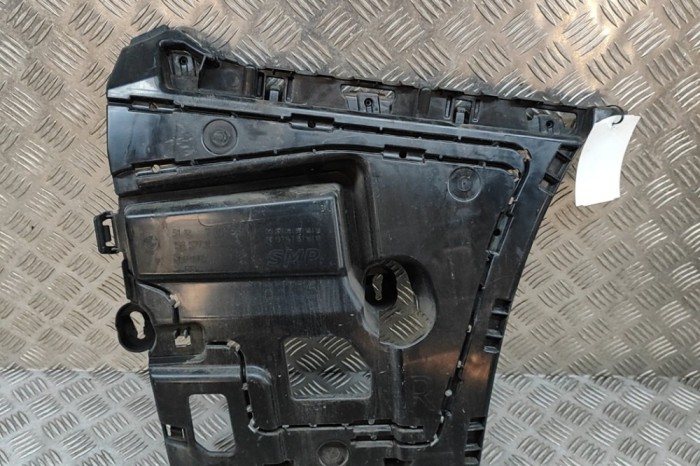 Suport bara de protecție dreapta spate BMW 4 Cabrio F33, F83 2015 OEM: 7285562 28105300