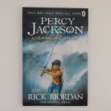 Percy Jackson and the Lightning Thief - Carte Paperback, Editura Penguin, Aparitie 2010, 128 Pagini, Limba Engleza, Stare Buna
