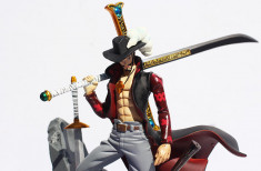 Figurina Dracule Mihawk One Piece Anime 15 cm foto