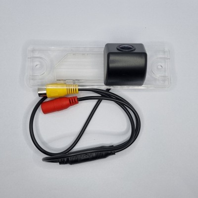 Camera marsarier dedicata Renault Koleos 2008 - 2016 tip lampa numar, CVBS, foto