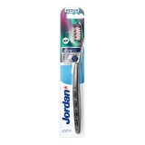 Periuta de dinti pentru adulti UltraLite Medium, culori variate, 1 bucata, Jordan