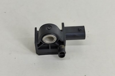 Senzor de impact dreapta față VW GOLF VII 5G1, BQ1, BE1, BE2 2014 OEM: 5Q0959651 25793142 foto