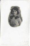 P3016N Portret de t&acirc;nără, studio Foto Select, Dorohoi, perioada interbelică