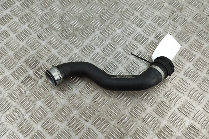 Furtun de lichid de răcire MERCEDES-BENZ SLC R172 2018 OEM: A1725017382 30638996