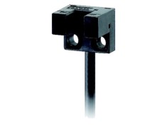 Senzor fotoelectric OMRON NPN 0-5mm cablu 1m