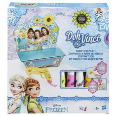 Jucarie Play-Doh Dohvinci Vanity Featuring Disney Frozen Fever Frame Kit foto