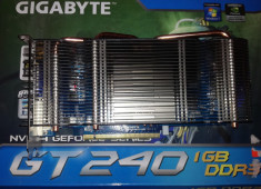 Placa video Gigabyte GT240 1 GB RAM foto