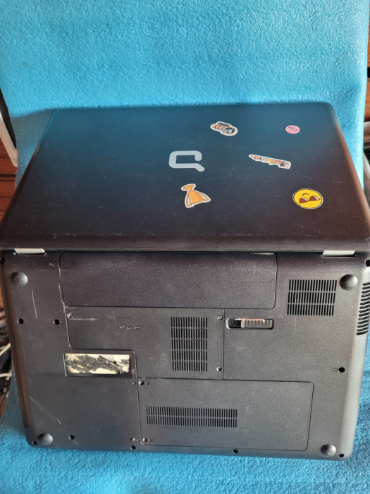 laptop COMPAQ CQ56 - functional dar incomplet