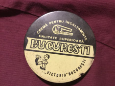 Veche cutie de colectie Victoria Bucuresti / crema pentru incaltaminte anii 80 ! foto