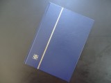 Clasor cu timbre tematice - Flori (Lot 93)