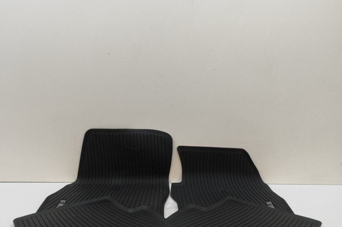 Set covorașe SKODA FABIA IV PJ6 2022 OEM: 6VC061500 | 31221360