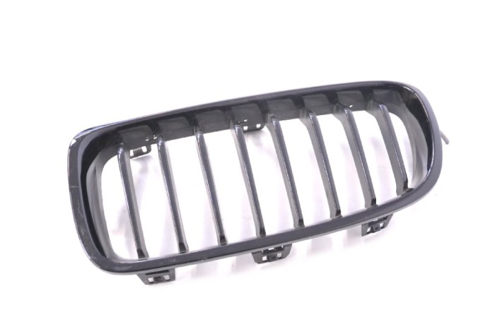 Grila st&acirc;nga față BMW 3 F30, F80 2016 OEM: 7263479,7260497,7263481,7405835,7255411 11544931