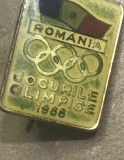 Insigna AMS1 Insigna Veche Jocurile Olimpice 1988 Romania - Inele Olimpice Steag Tricolor - Emblema Vintage Colectie Seul retro Metal Emailat