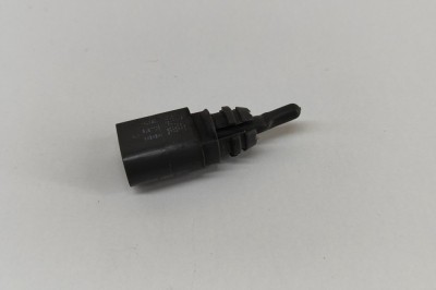 Senzor de temperatură exterioară AUDI E-TRON GEN 2020 OEM: 8Z0820535A 25313700 foto