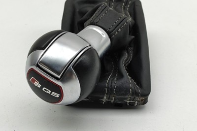 Nuca schimbător de viteze AUDI Q5 8R 2015 OEM: 8R2713139B | 31927755 foto