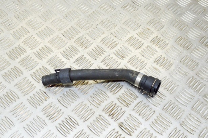 Furtun de lichid de răcire PORSCHE MACAN DKN 2019 OEM: 95B121049Q,95B.121.049.Q 12078854