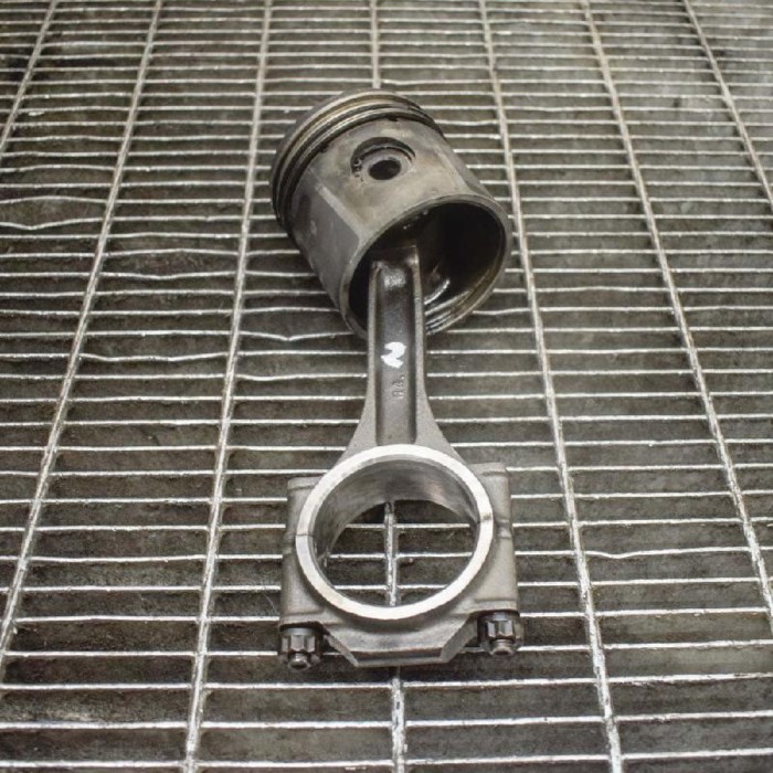 Piston LAND ROVER DISCOVERY I LJ 1996 OEM: ERR2410,HRC2354 10779718