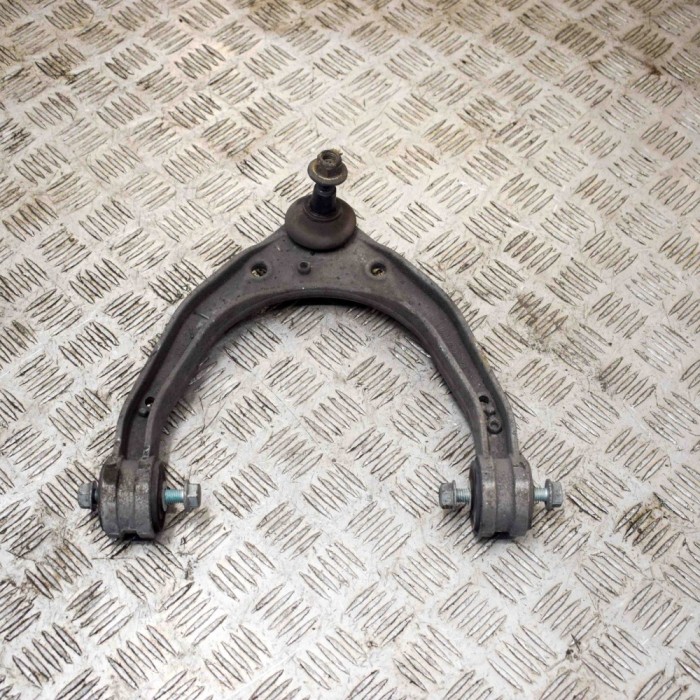 Braț superior st&acirc;nga față VW TOUAREG 7LA, 7L6, 7L7 2004 OEM: 7L0407047A