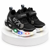 Cumpara ieftin Adidasi negri cu luminite pentru baieti CYX (Marime Disponibila: Marimea 28)