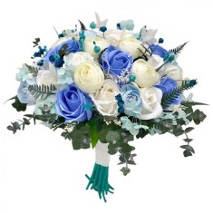 Buchet cu trandafiri din foita de sapun si bujori din matase, alb-albastru, 37 flori, personalizabil, rezistent pana la 10 ani