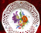 FARFURIE DECORATIVA PORTELAN PERFORAT TRAFORAT FRANTA DECOR FLORI 19 CM