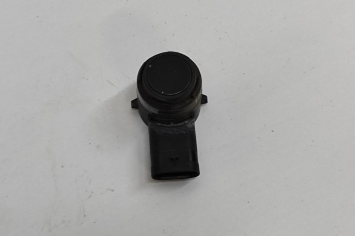 Senzor de parcare față VW PASSAT B8 3G2 2015 OEM: 5Q0919275B 28528230