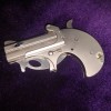 Pistol Bricheta cu Cutit Briceag, 9/13cm, Buton Actionare, Lama Ascunsa, Functional