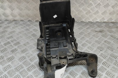 Suport baterie VW PASSAT B7 362 2012 OEM: 1K0915325B,1K0915333 29053380 foto