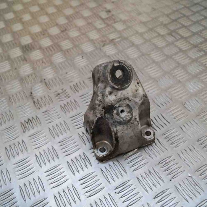 Suport motor dreapta AUDI A6 4F2, C6 2006 OEM: 3D0199308AK 2352546