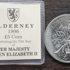 (S) MONEDE ALDERNEY - 5 POUNDS 1996, 70 ANI DE LA NASTEREA REGINEI - MAI RARA