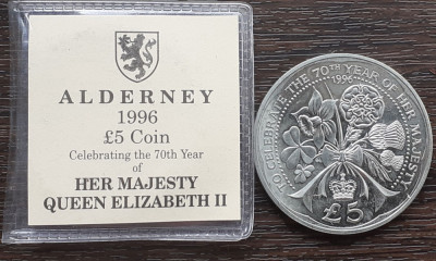 (S) MONEDE ALDERNEY - 5 POUNDS 1996, 70 ANI DE LA NASTEREA REGINEI - MAI RARA foto