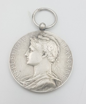 Medalie veche din argint - Ministerul comertului Franta 1923 foto
