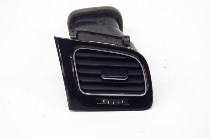 Gura de ventilație planșa de bord VW GOLF VII 5G1, BQ1, BE1, BE2 2015 OEM: 5G2819710B,5G2819248B,5G2819704H 14371957