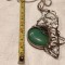 MEDALION vintage OPULENT si MASIV cu sticla VERDE in montura DESIGN RETRO unicat