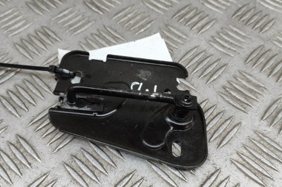 Zăvor de siguranță capota AUDI A3 8V1, 8VK 2016 OEM: 8V0823186B 27503033 foto