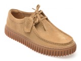 Cumpara ieftin Mocasini CLARKS maro, TORHILL LO, din piele intoarsa
