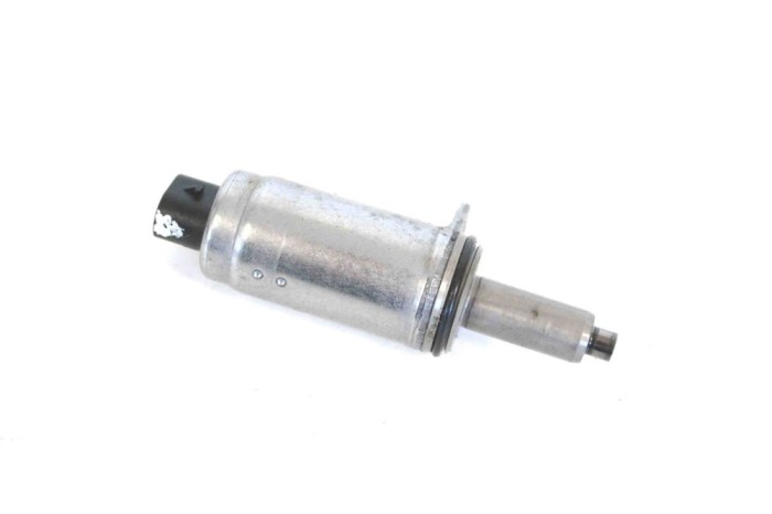 Senzor ax cu came AUDI A3 Cabrio 8V7, 8VE 2016 OEM: 06E103697T | 10010280