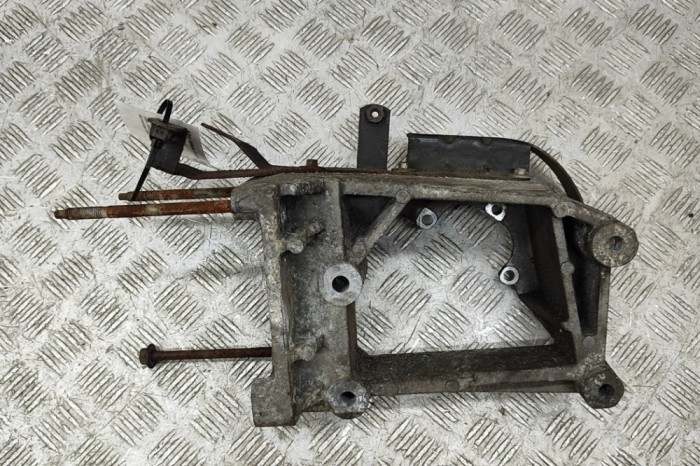 Suport pompa servodirecție FORD USA EXPLORER U2 1997 OEM: F77E-19E708-AB 29583022