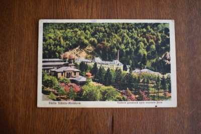 CP Slanic Moldova vedere generala spre muntele Sura foto