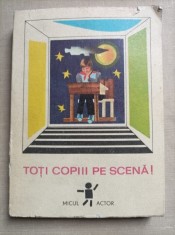 Toti copiii pe scena! foto