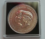 M1 C41 - Moneda foarte veche Anglia - coroana - casatoria Charles - Diana - 1981, Europa