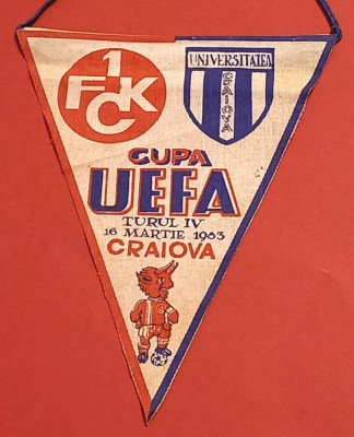 Fanion meci fotbal UNIVERSITATEA CRAIOVA - FC KAISERSLAUTERN (16.03.1983) foto