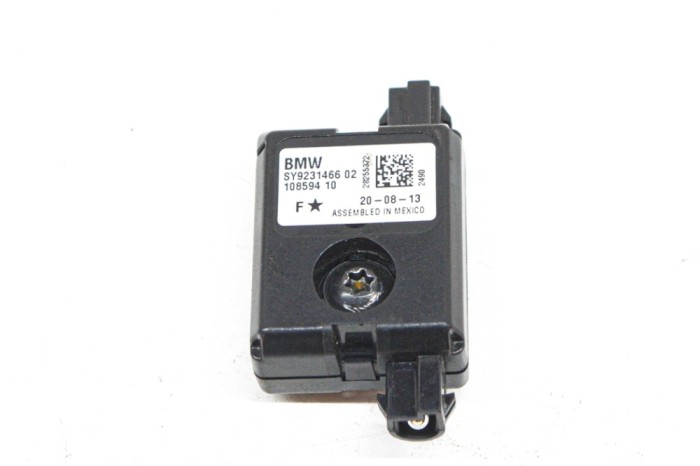 Amplificator de antena BMW 6 E63 2006 OEM: 9231466 13967657
