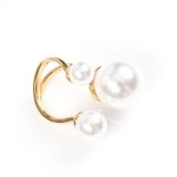 Inel auriu cu perle albe