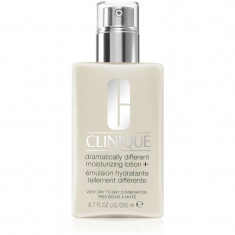 Clinique 3 Steps Dramatically Different™ Moisturizing Lotion+ emulsie hidratanta uscata si foarte uscata 200 ml