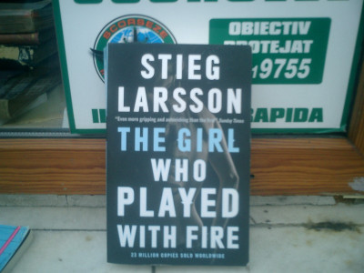 The Girl Who Played with Fire - Stieg Larsson foto