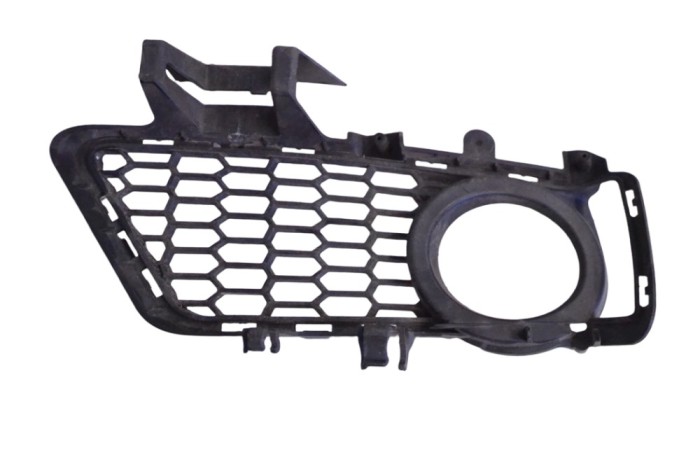Grila dreapta față BMW 3 Touring F31 2017 OEM: 8062632 15085736