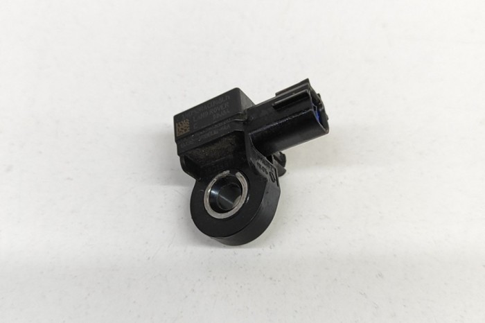 Senzor de impact dreapta față LAND ROVER RANGE ROVER EVOQUE L538 2014 OEM: BJ32-14B006-AA 28056205