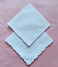 Lot de 2 batiste Vintage cu broderie manuala fina